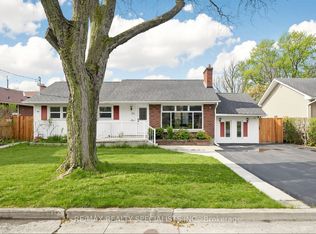 124 Village Rd, Saint Catharines, ON L2T3C1