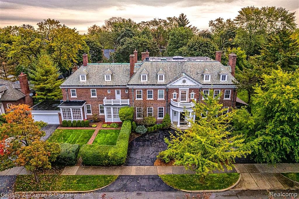 372 Lakeland St, Grosse Pointe, MI 48230 Zillow
