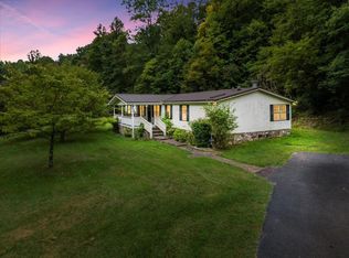 264 Piney Mountain Rd, Narrows, VA 24124