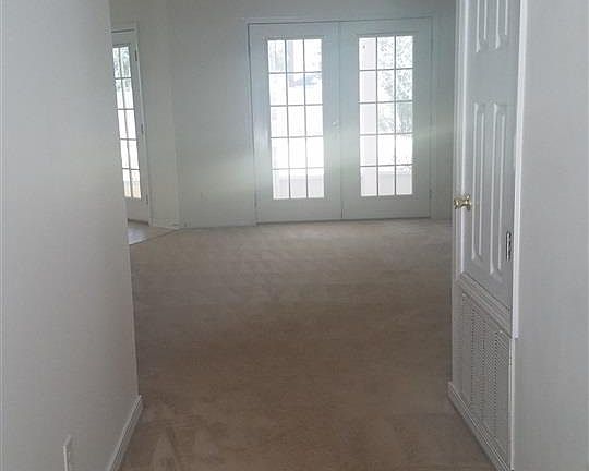 4th image of 5733 Lia Dr