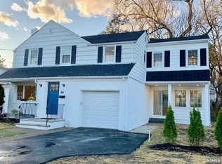 24 Sandford Rd, Fair Lawn, NJ 07410