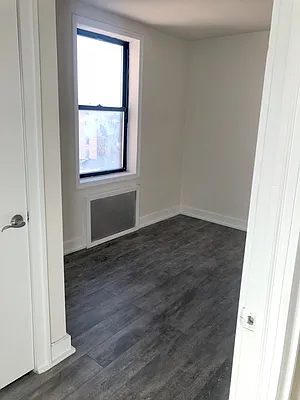 Rented by Silverstreet RE LLC | media 17