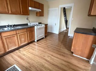 521 Albert Ave, Rockford, IL 61101