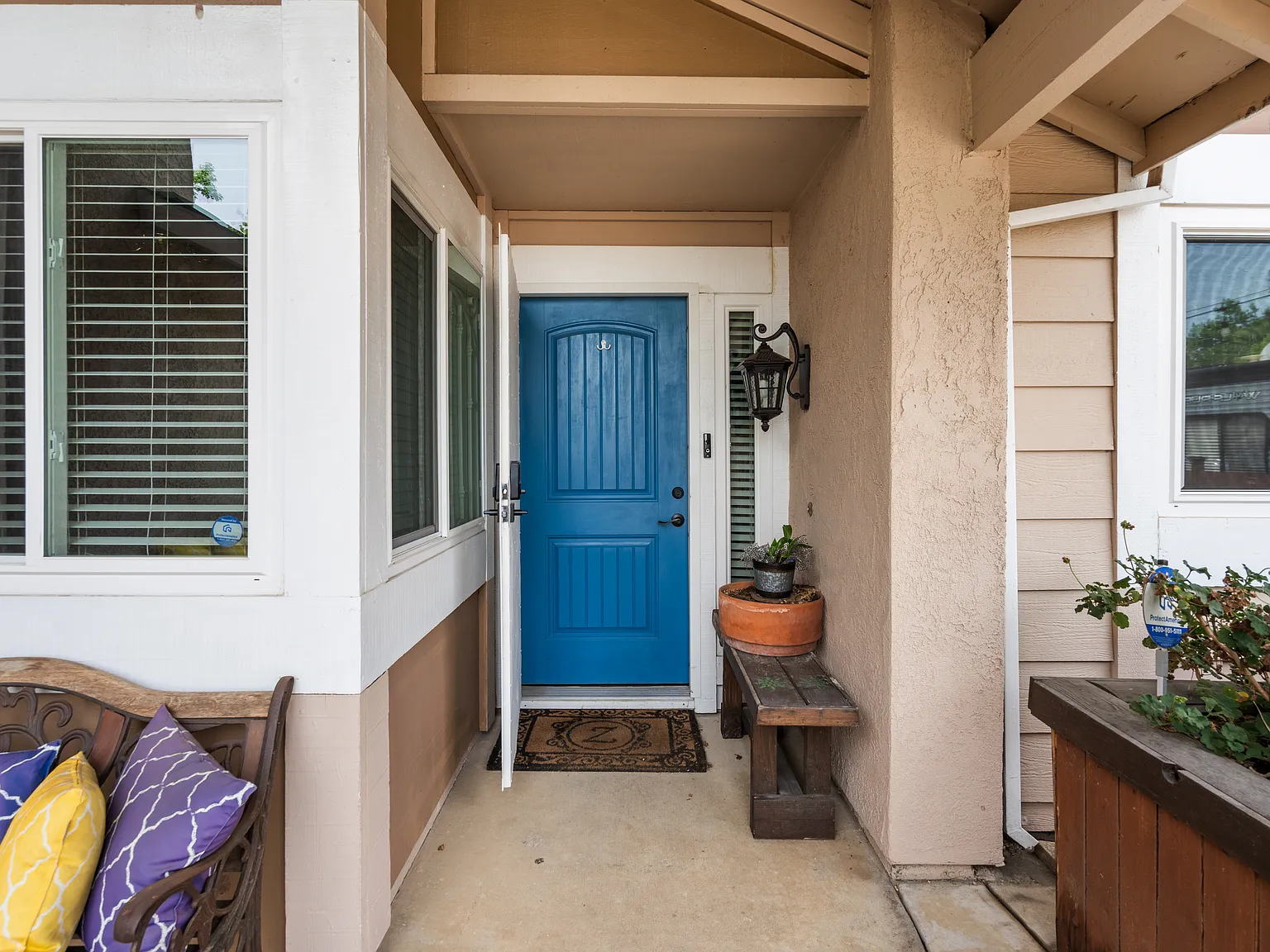 3 bed, 1413 sqft, $2,700 — Photo 2