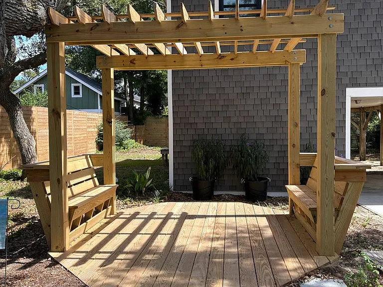 1005 Indian Dr — Photo 3