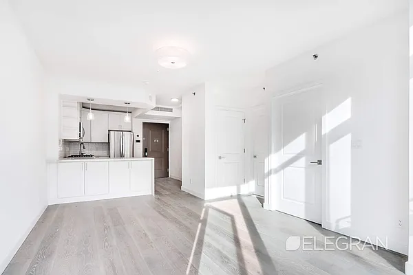 Rented by (Legacy) Elegran | media 36