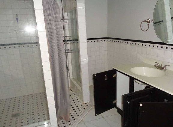 4th image of 115 Coolwood Dr