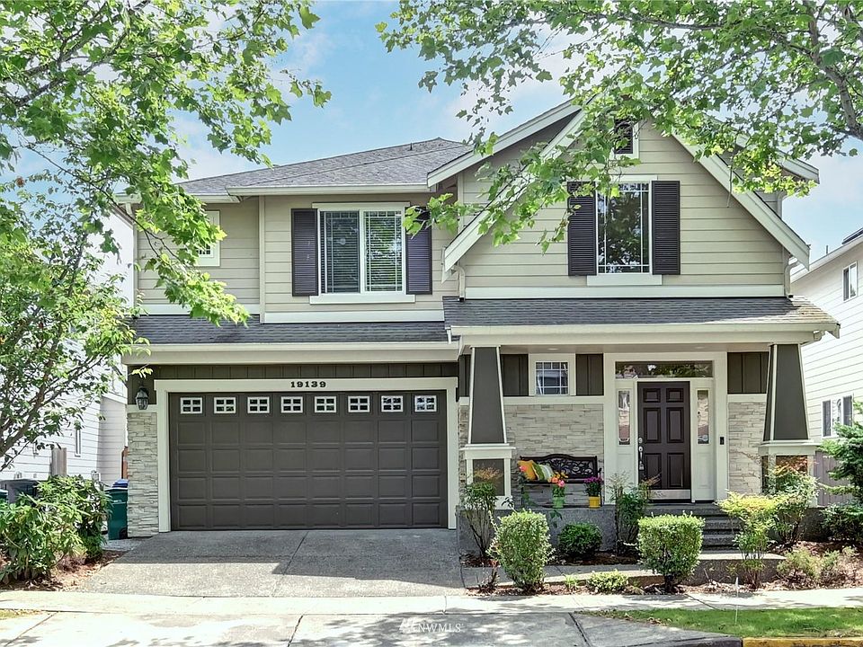 1st image of 19139 NE 65th Way