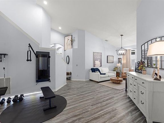 5th image of 6723 Tailfeather Way