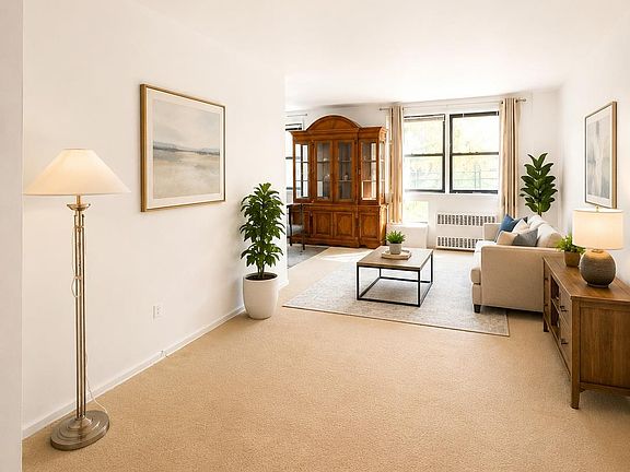 4th image of 131-11 kew gardens Road #4H