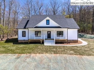 299 Laurel Ln, West Jefferson, NC 28694