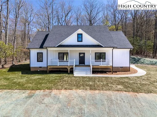 299 Laurel Ln, West Jefferson, NC 28694