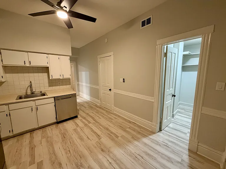 845 N Mozart St #1 — Photo 4