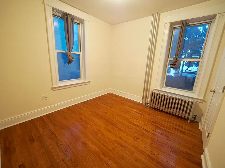 34-27 37th St #1D — Photo 6