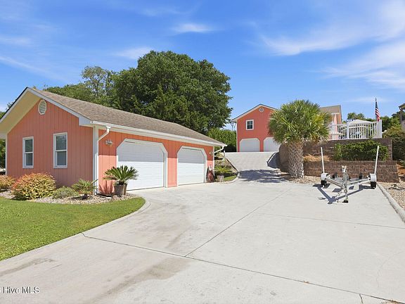 3rd image of 7023 Archers Creek Drive