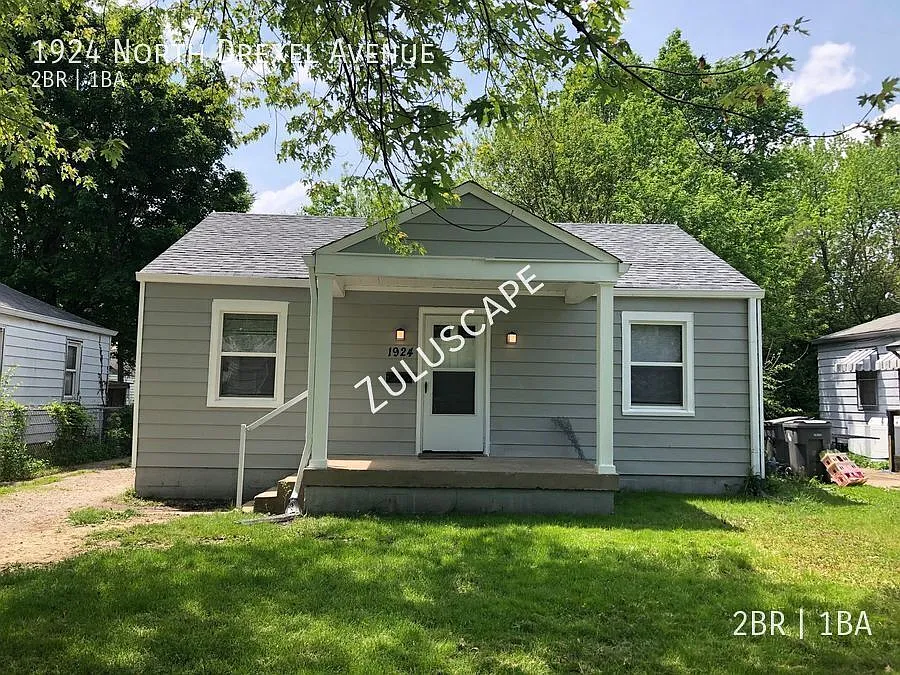 1924 N Drexel Ave