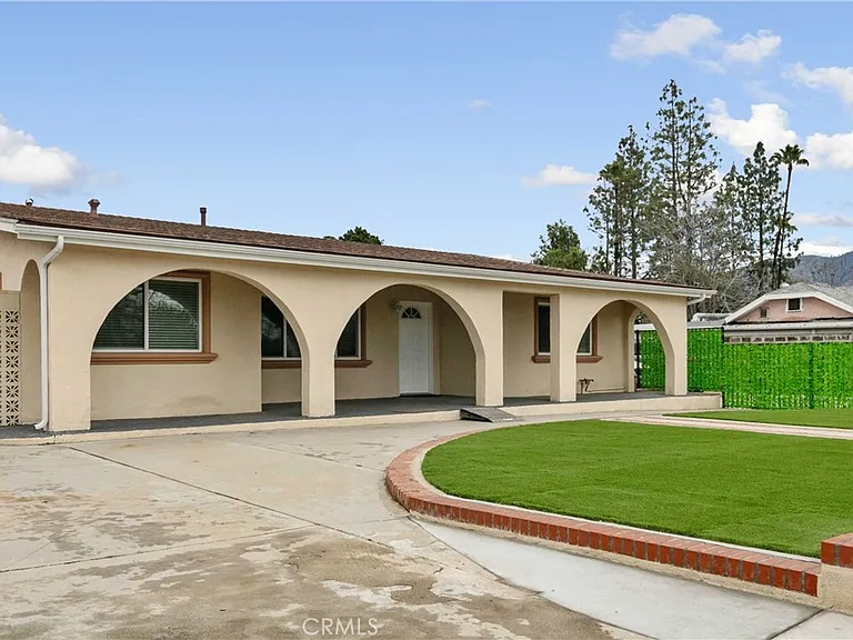 15059 Oro Grande St — Photo 24