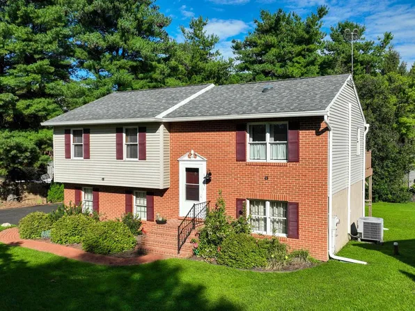 1189 Ridge Ave, Columbia, PA 17512