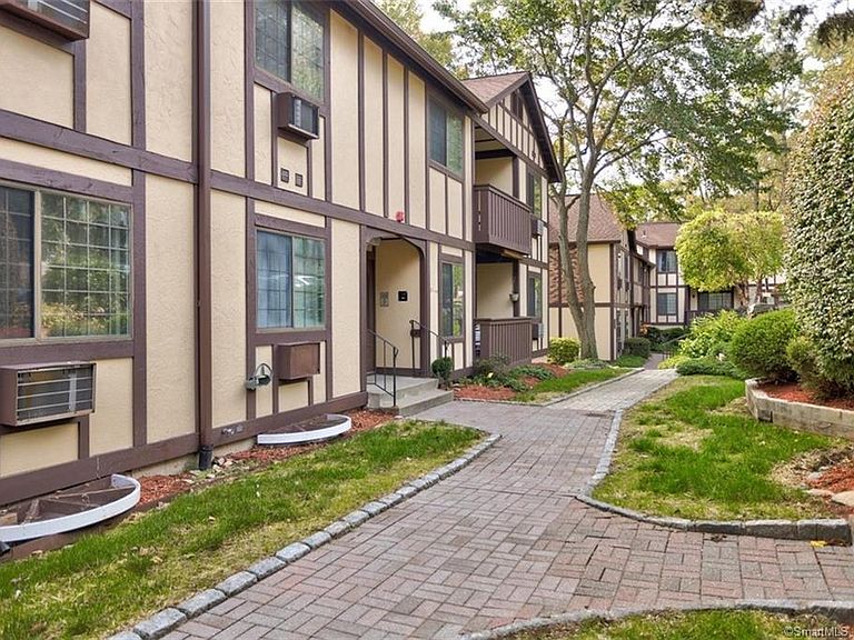 Tudor Ridge Condominiums Stratford, CT Zillow