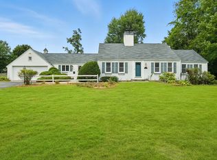 124 Longfellow Dr, Longmeadow, MA 01106