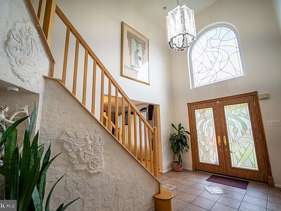4th image of 1217 Valley Hill Trl
