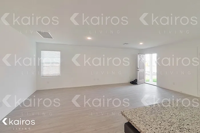 14303 Estuary Pl — Photo 4