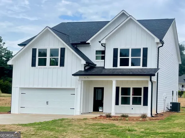 25 Harriet Dr, Lavonia, GA 30553