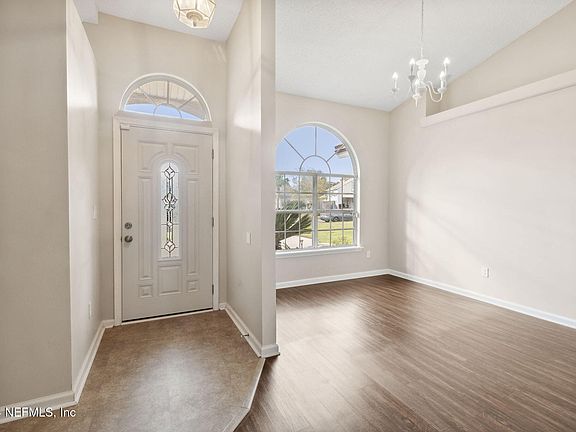 3rd image of 3765 ARAVA Drive