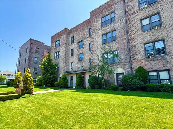 128-11 Newport Avenue #4A, Belle Harbor, NY 11694