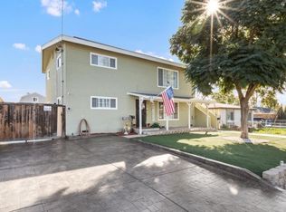 2521 Crestline Dr, Lemon Grove, CA 91945
