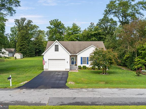 4th image of 32485 Herring Wood Dr