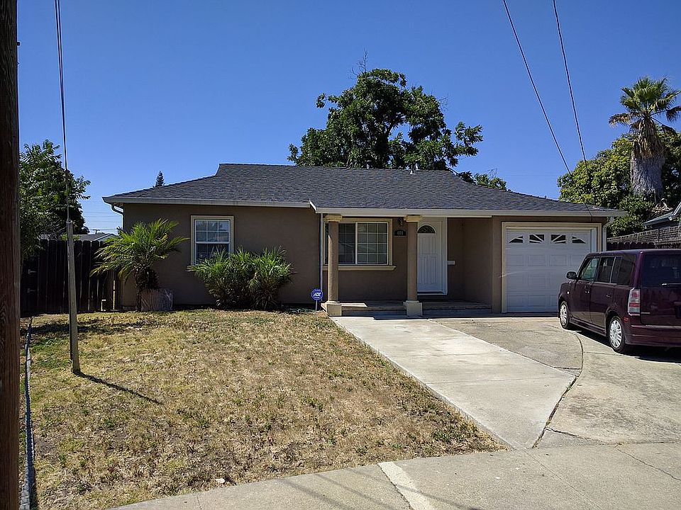 2nd image of 408 Custer Rd
