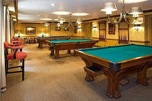 Rented by Compass | media 27