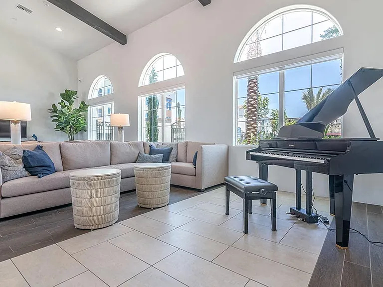 Montecito at Carlsbad — Photo 37