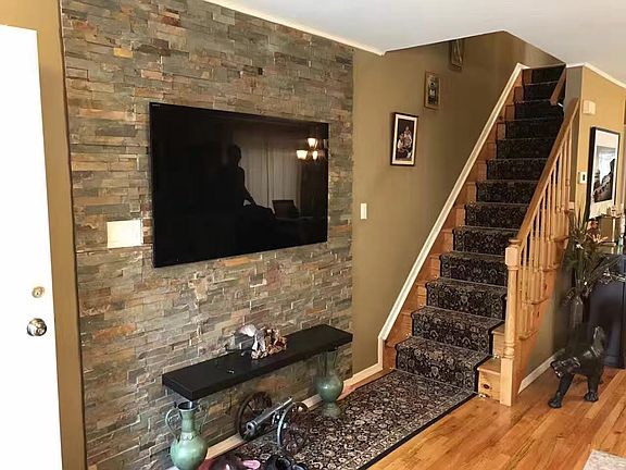 2nd image of 157 Liberty Ave