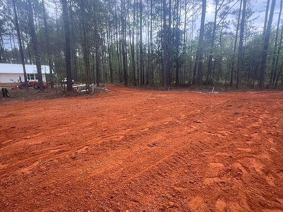 4th image of 1159 Centerville Rd