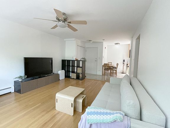 3rd image of 1414 Elmwood Ave APT 3H