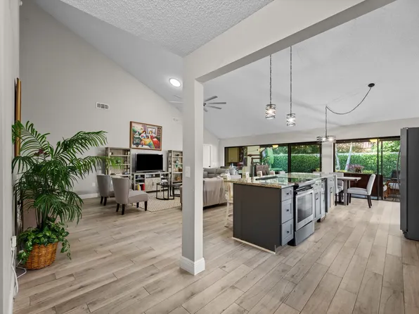 2895 FARRAGUT Lane, West Palm Beach, FL 33409