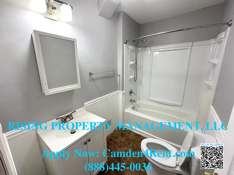 422 Chambers Ave — Photo 3