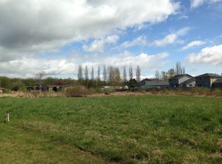 7502 Leeside Dr, Blaine, WA 98230