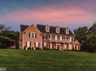 17526 Francis Farm Pl, Hamilton, VA 20158