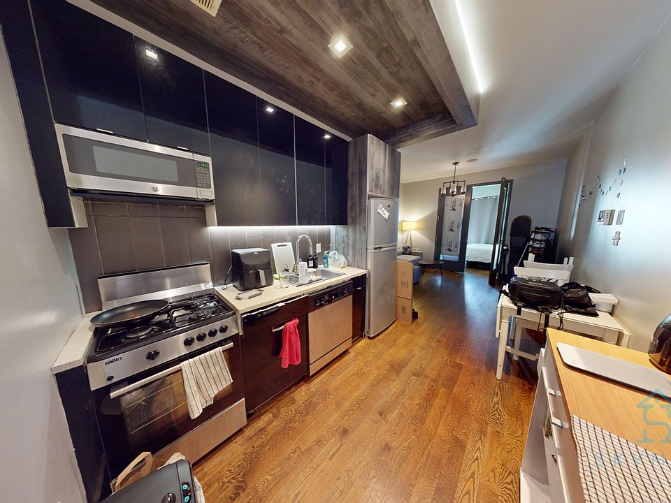 1st image of 196 Scholes St #2F
