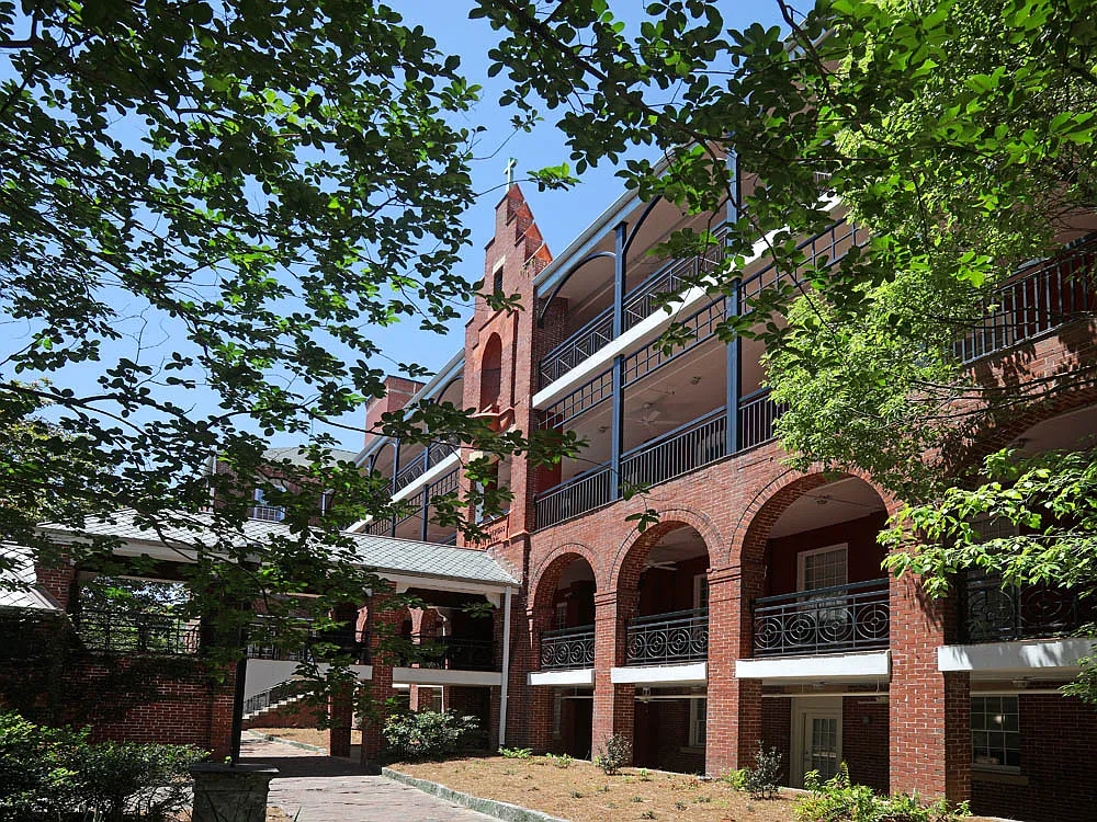 Sister's Court Senior 62+ Apartments — Photo 2