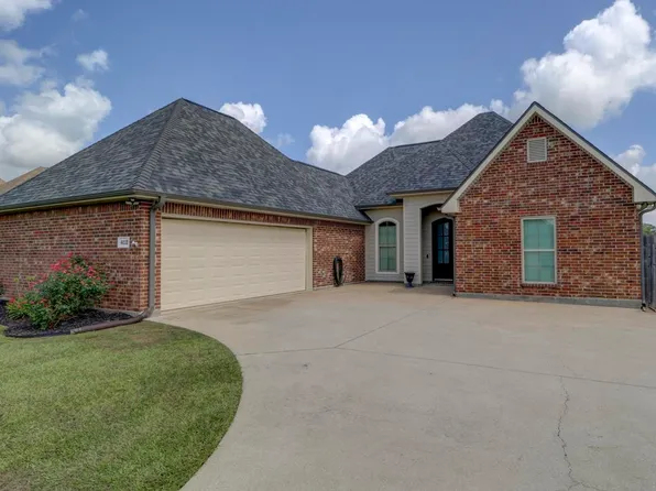 412 6th St, Iowa, LA 70647