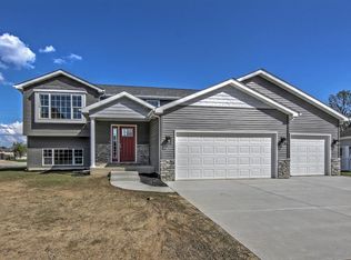7404 Baker St, Merrillville, IN 46410