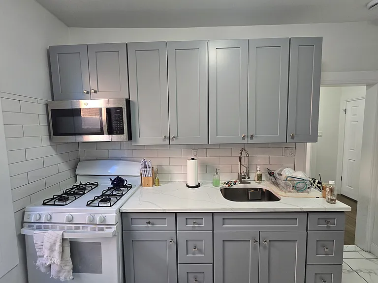 21-41 32nd St #5 — Photo 6