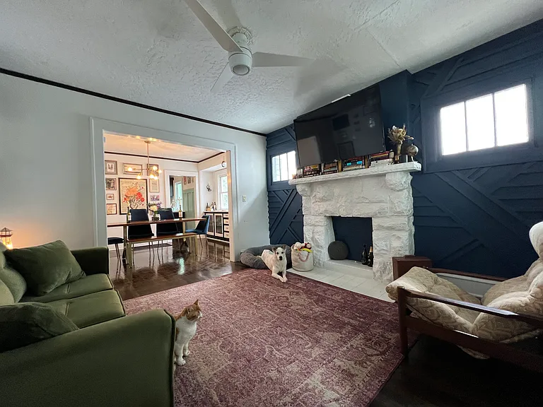 4331 Holly St — Photo 1