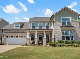 7518 Albatross Dr, Olive Branch, MS 38654