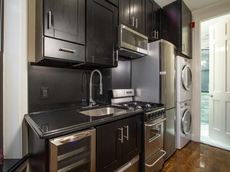 1st image of 15 W 103rd St APT 3C