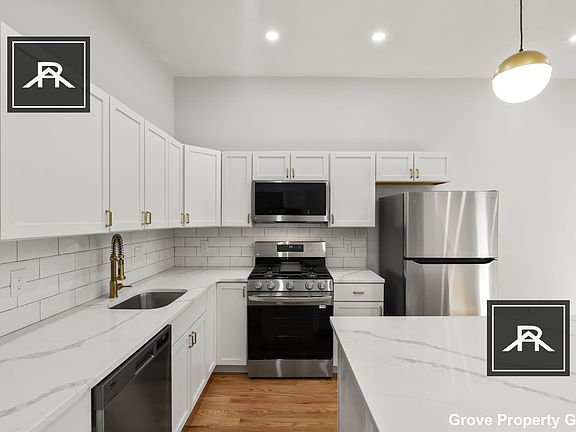 2nd image of 533 E 5th St #1